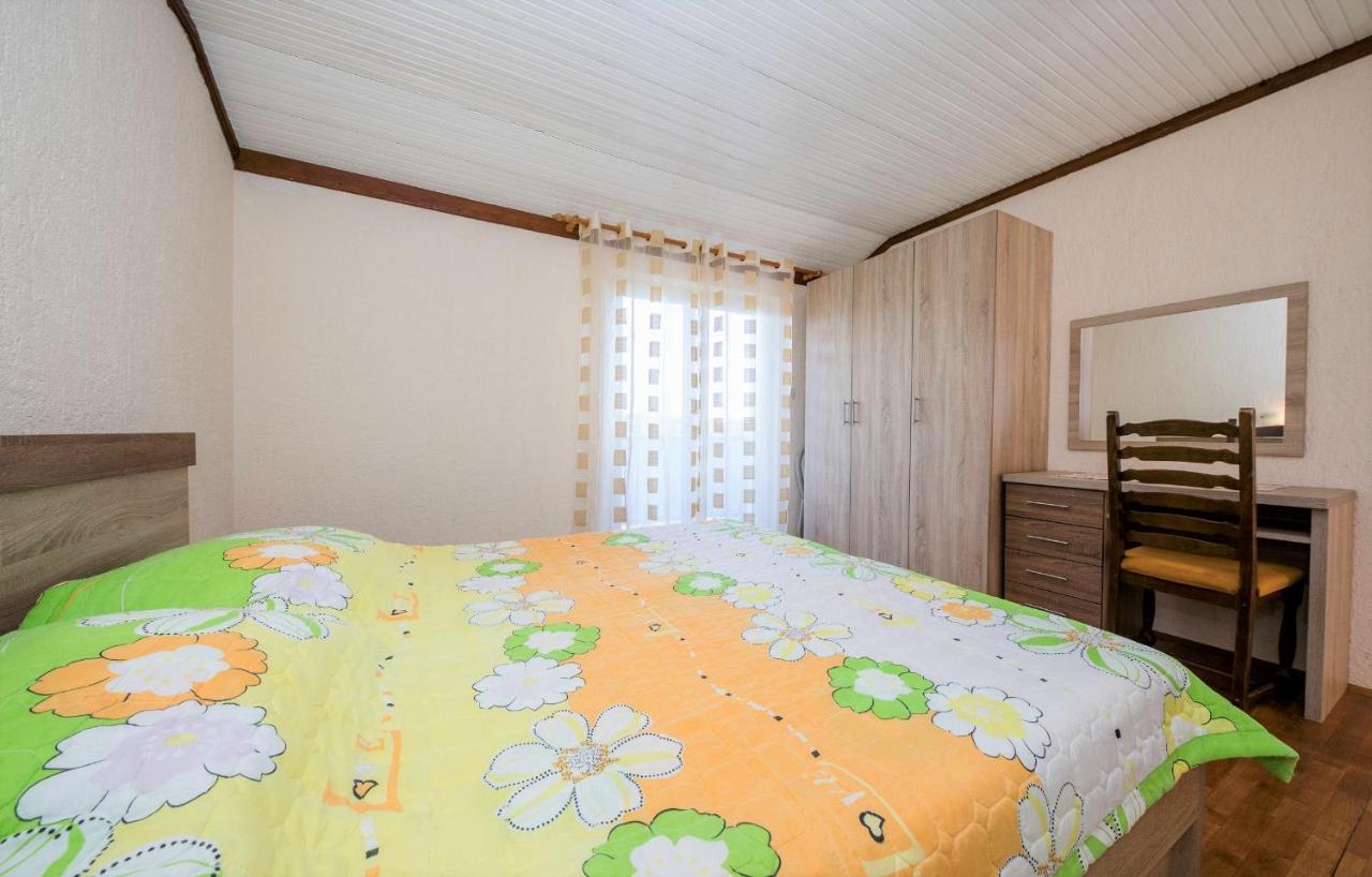 Apartments Anica Kampor المظهر الخارجي الصورة